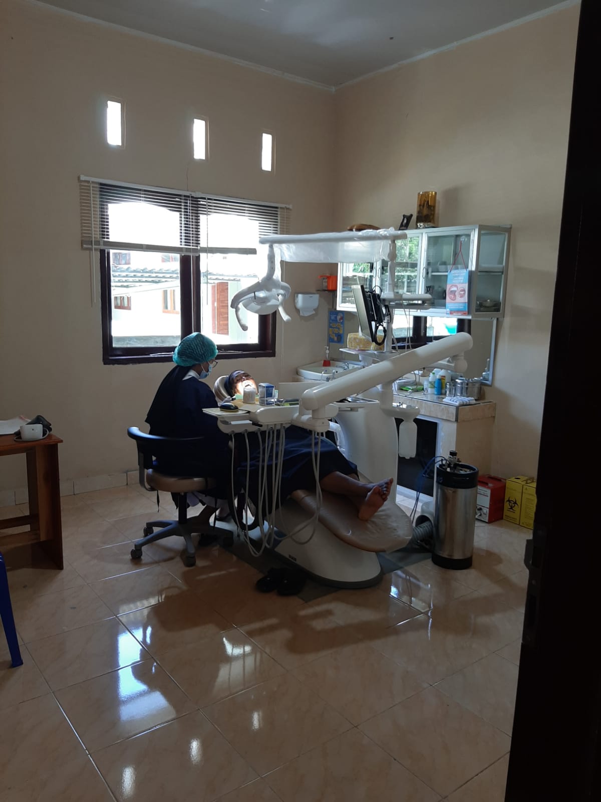 dentalbed.jpg